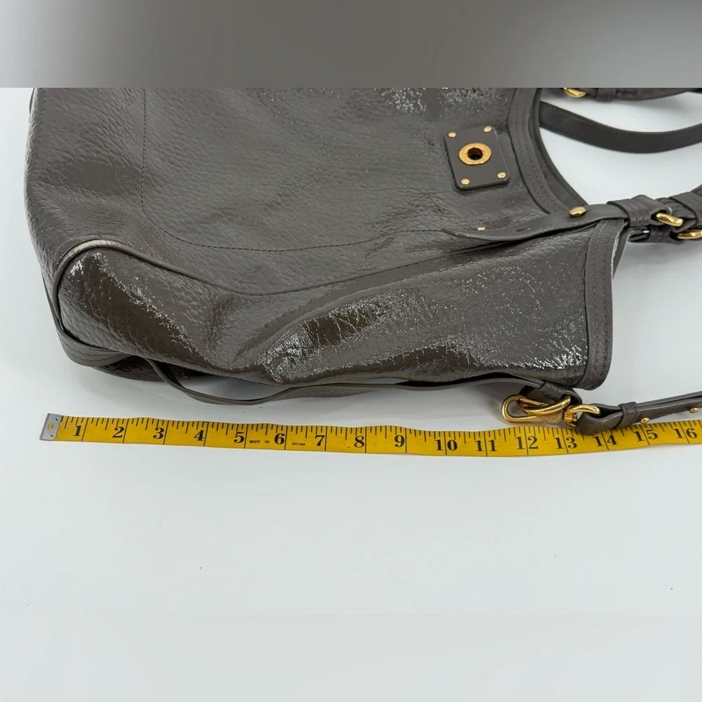 Marc Jacobs Helena Taupe Brown Patent Leather Turn‎ Lock Large Tote Shoulder Bag